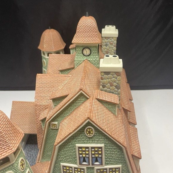 Department 56 Seasons Bay First Edition Grandview Shores Hotel #53300 Dept READ* - Picture 10 of 16